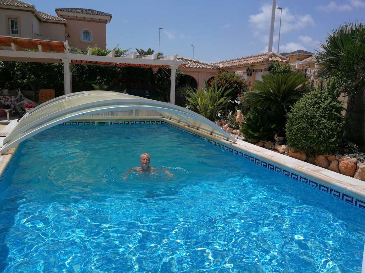4 Bed Detached Villa in Orihuela Costa in Orihuela Costa, Detached Villa