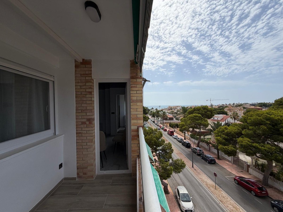 1 Bed Middle Floor Apartment in Orihuela Costa in Orihuela Costa, Apartment