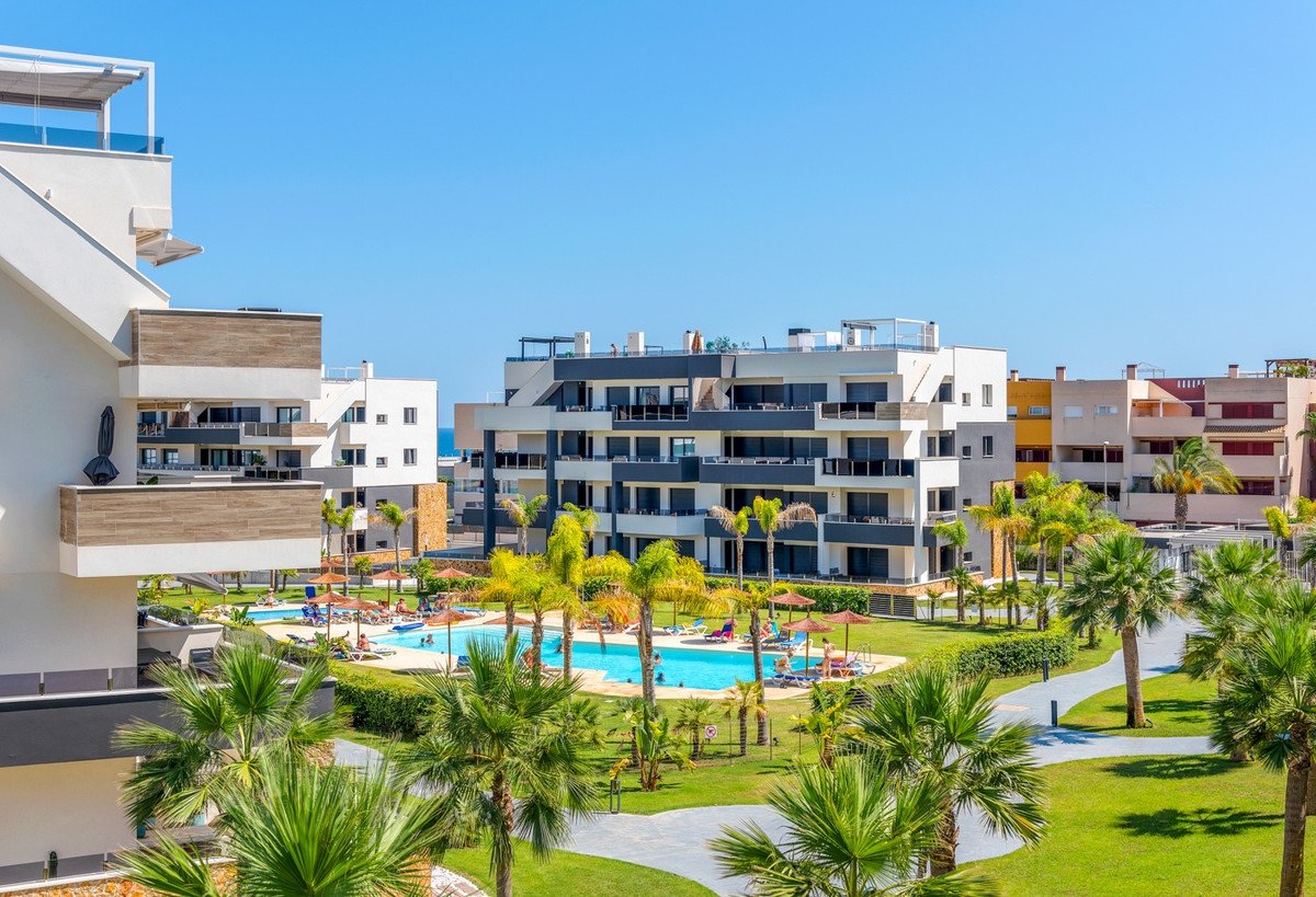 2 Bed Middle Floor Apartment in Playa Flamenca in Playa Flamenca, Apartment