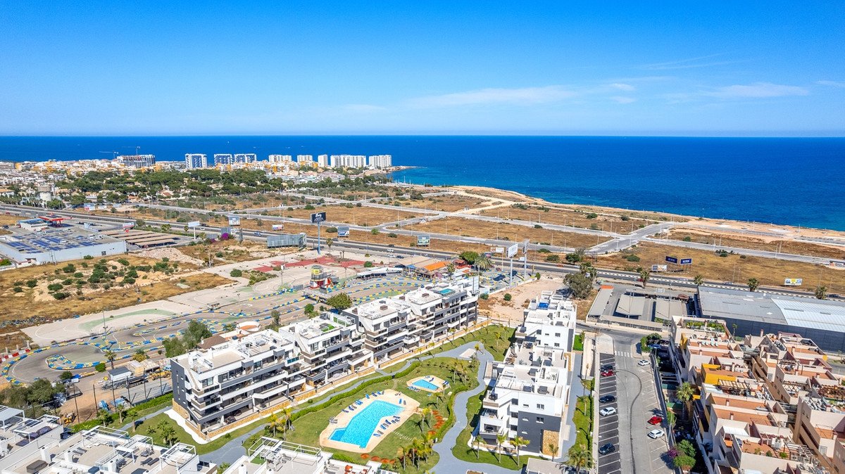 3 Bed Begane Grond Appartement in Playa Flamenca in Playa Flamenca, Appartement