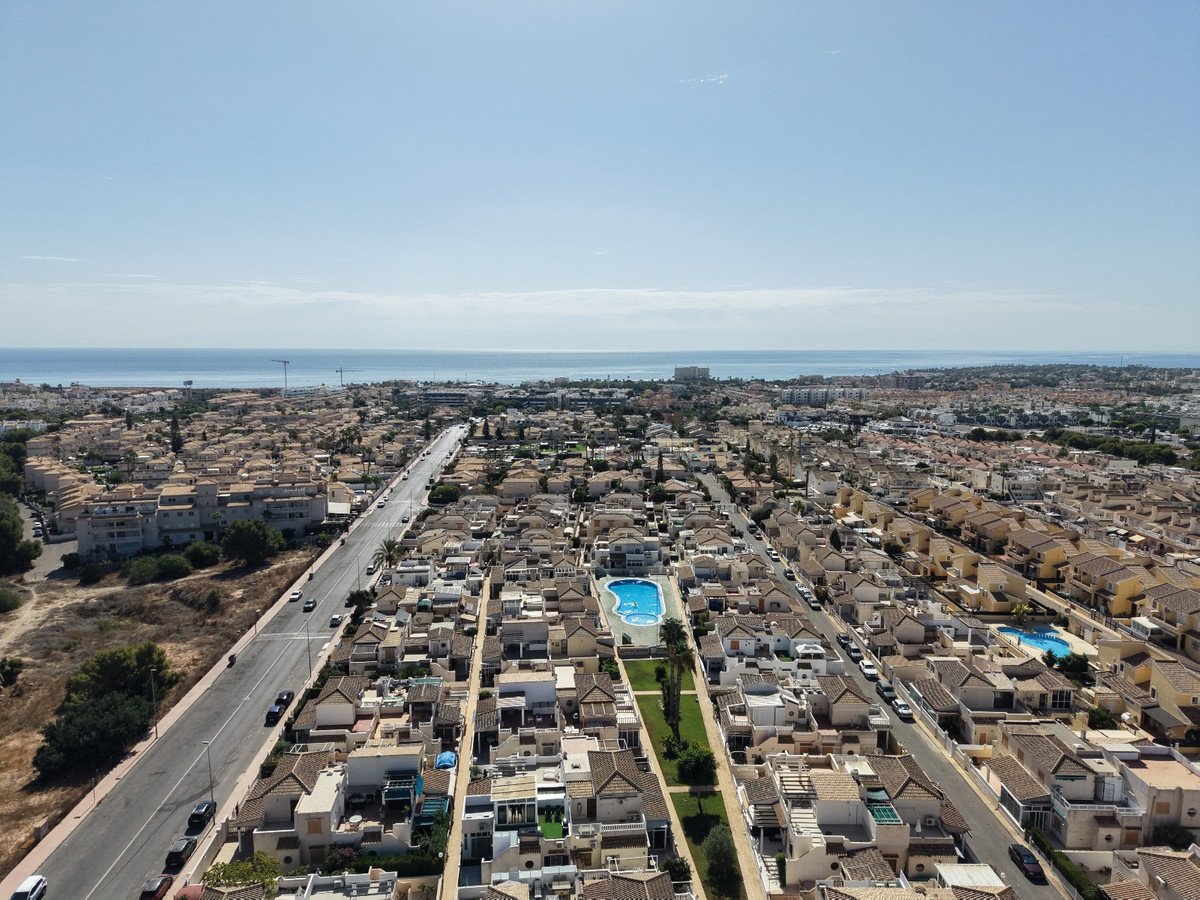 2 Bed Quad in Playa Flamenca in Playa Flamenca, Quad