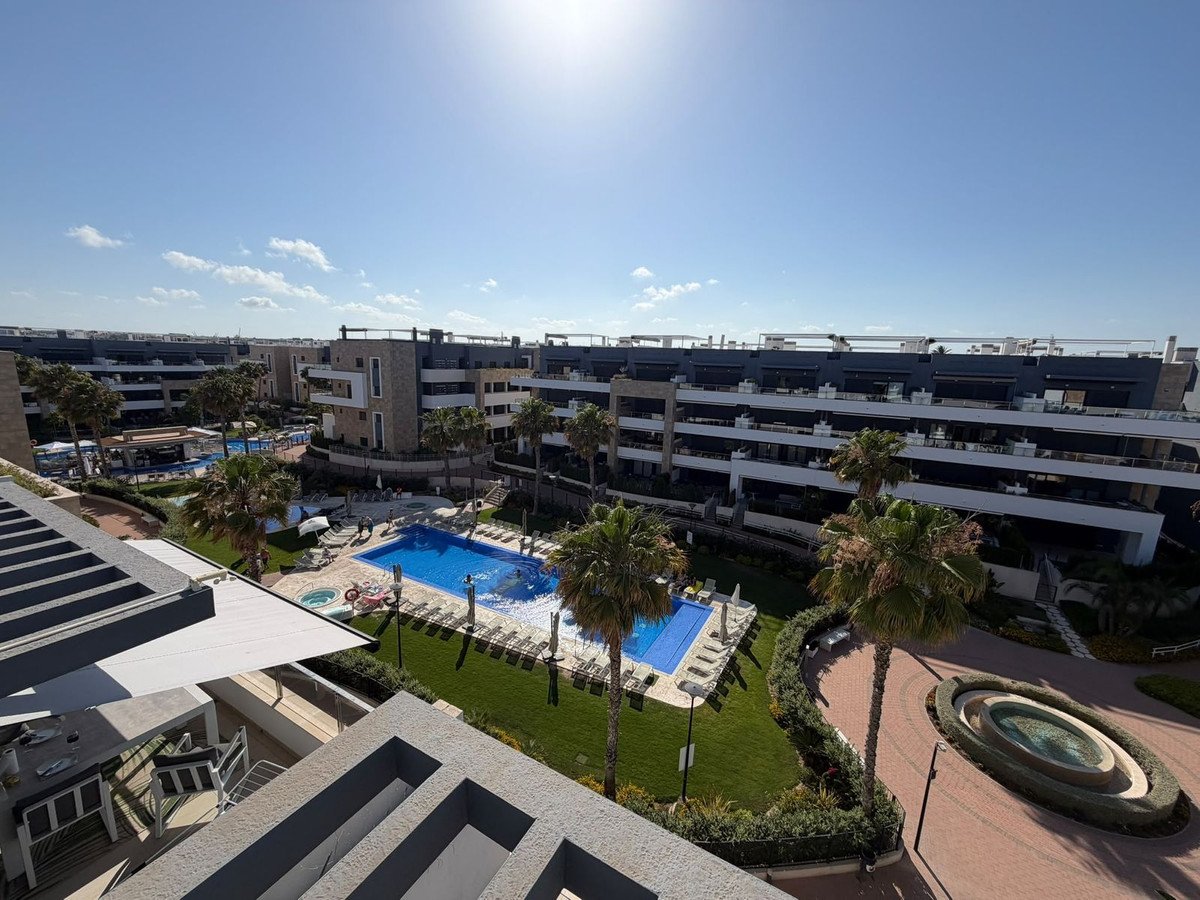 2 Bed Penthouse in Playa Flamenca in Playa Flamenca, Penthouse