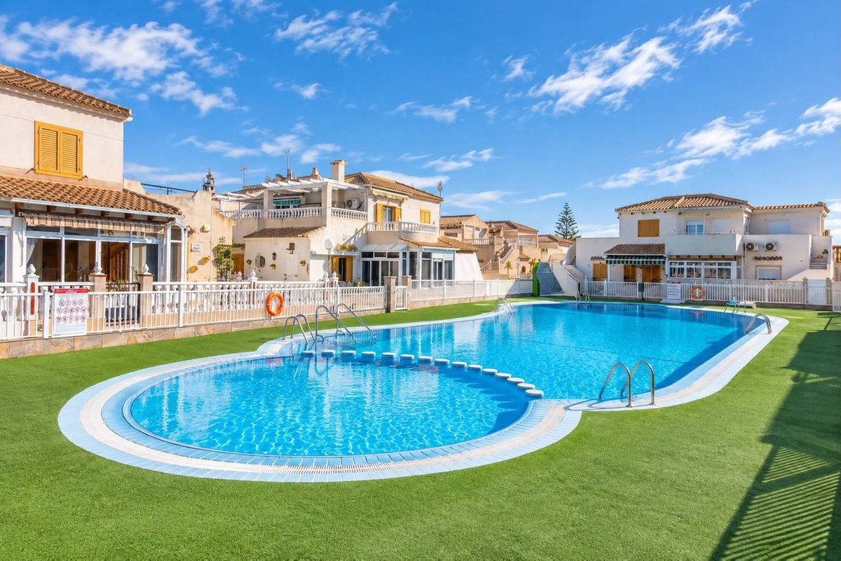 2 Bed Townhouse in Playa Flamenca