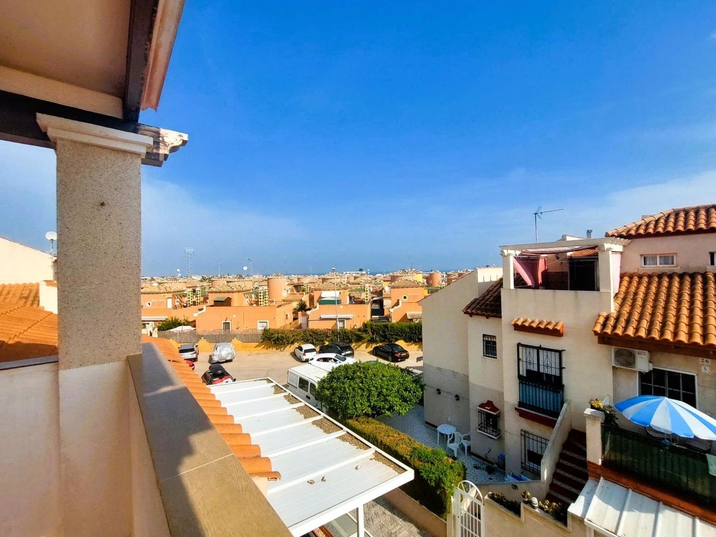 2 Bed Bungalow in Playa Flamenca في Playa Flamenca, تاون هاوس