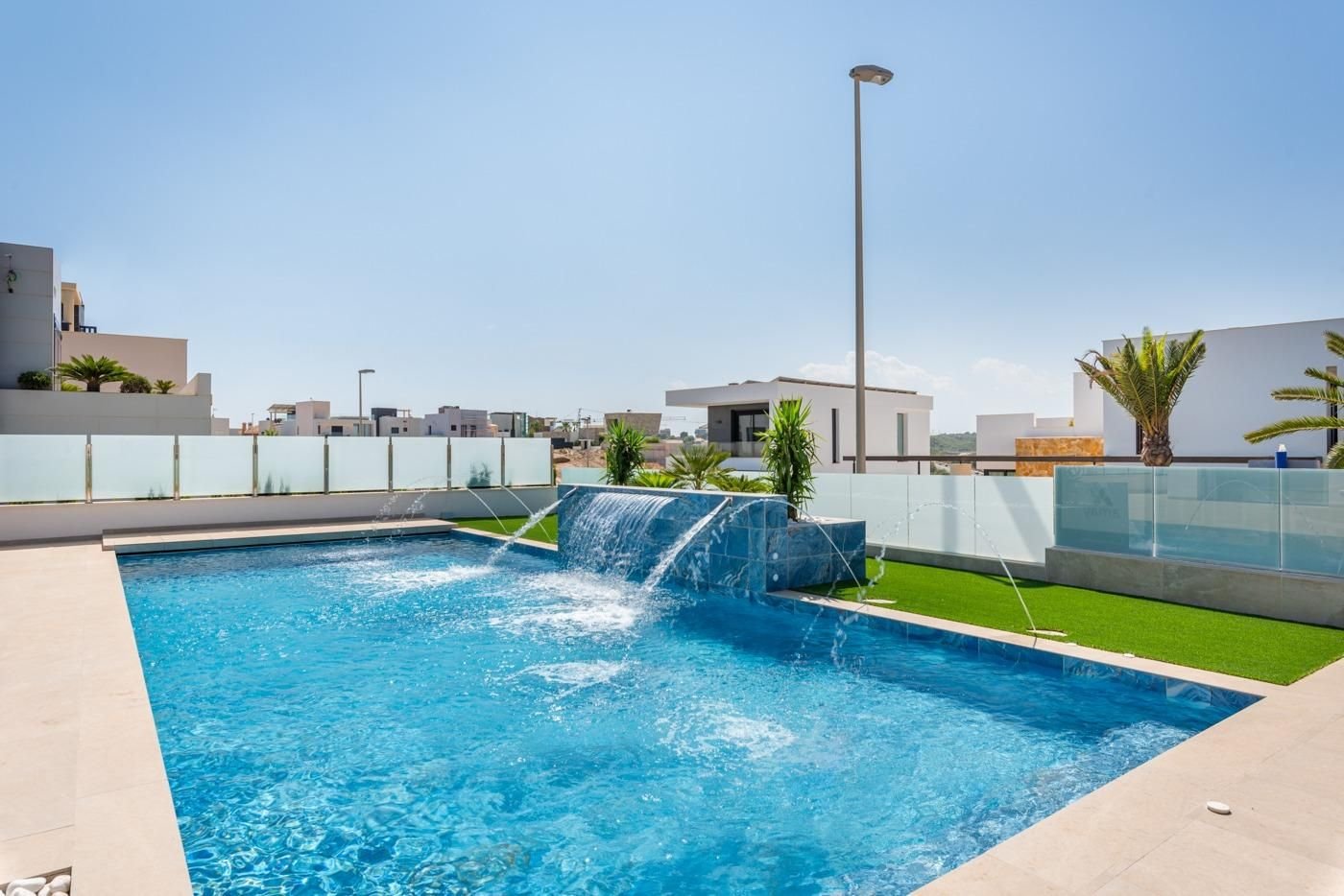 3 Bed Bungalow in Orihuela Costa في Orihuela Costa, تاون هاوس