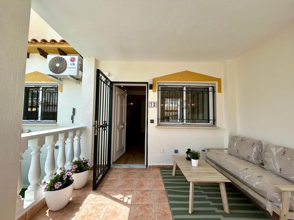 3 Bed Rijtjeshuis in Orihuela in Orihuela, Rijtjeshuis