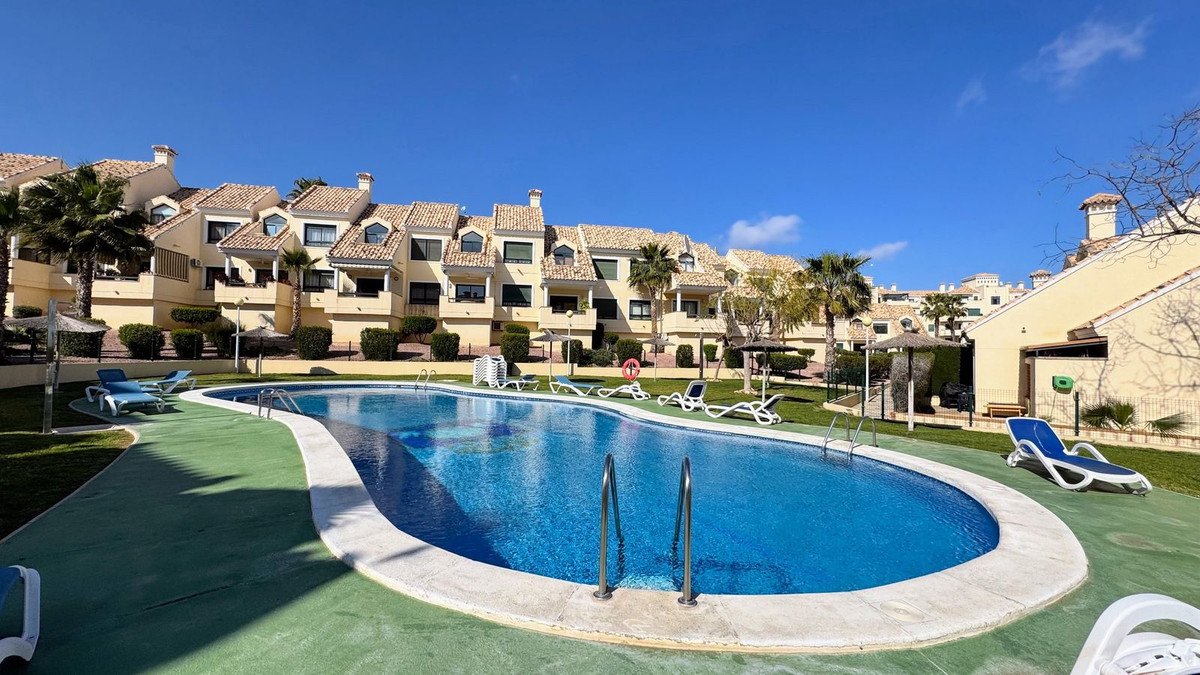 2 Bed Ground Floor Apartment in Villamartin in Villamartin, 