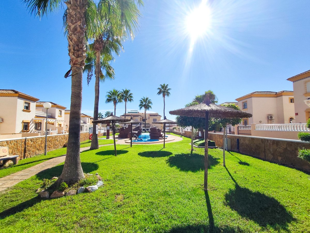 2 Bed Ground Floor Apartment in Villamartin in Villamartin, Apartment