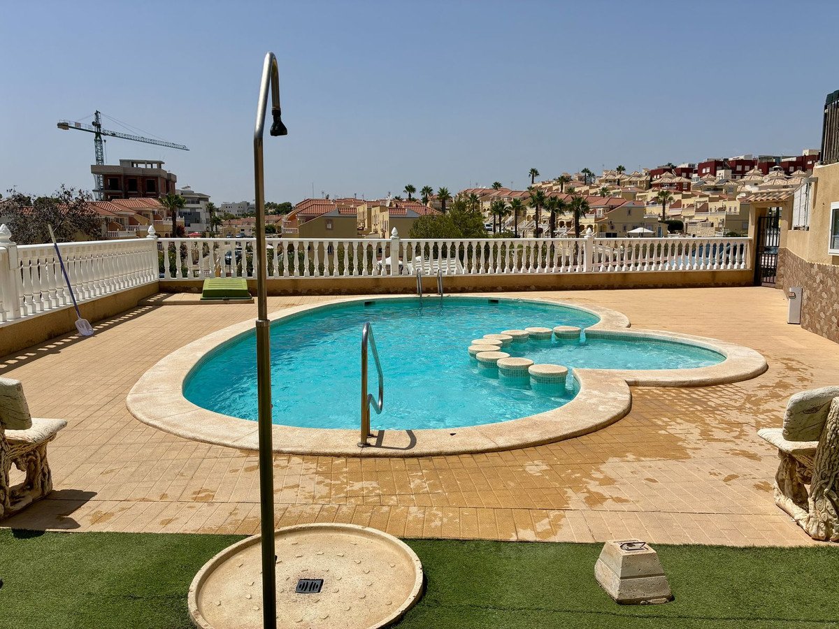 2 Bed Ground Floor Apartment in Villamartin