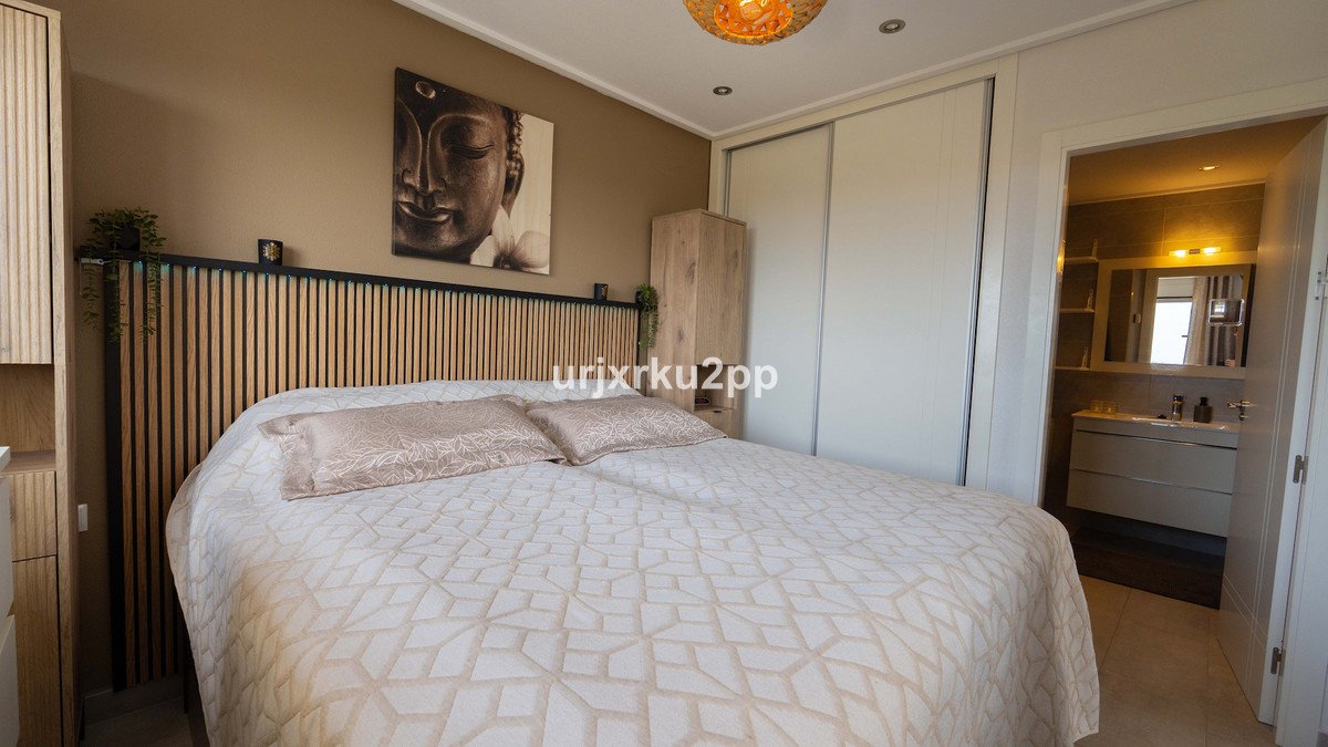 3 Bed Middle Floor Apartment in Villamartin in Villamartin — Apartment
