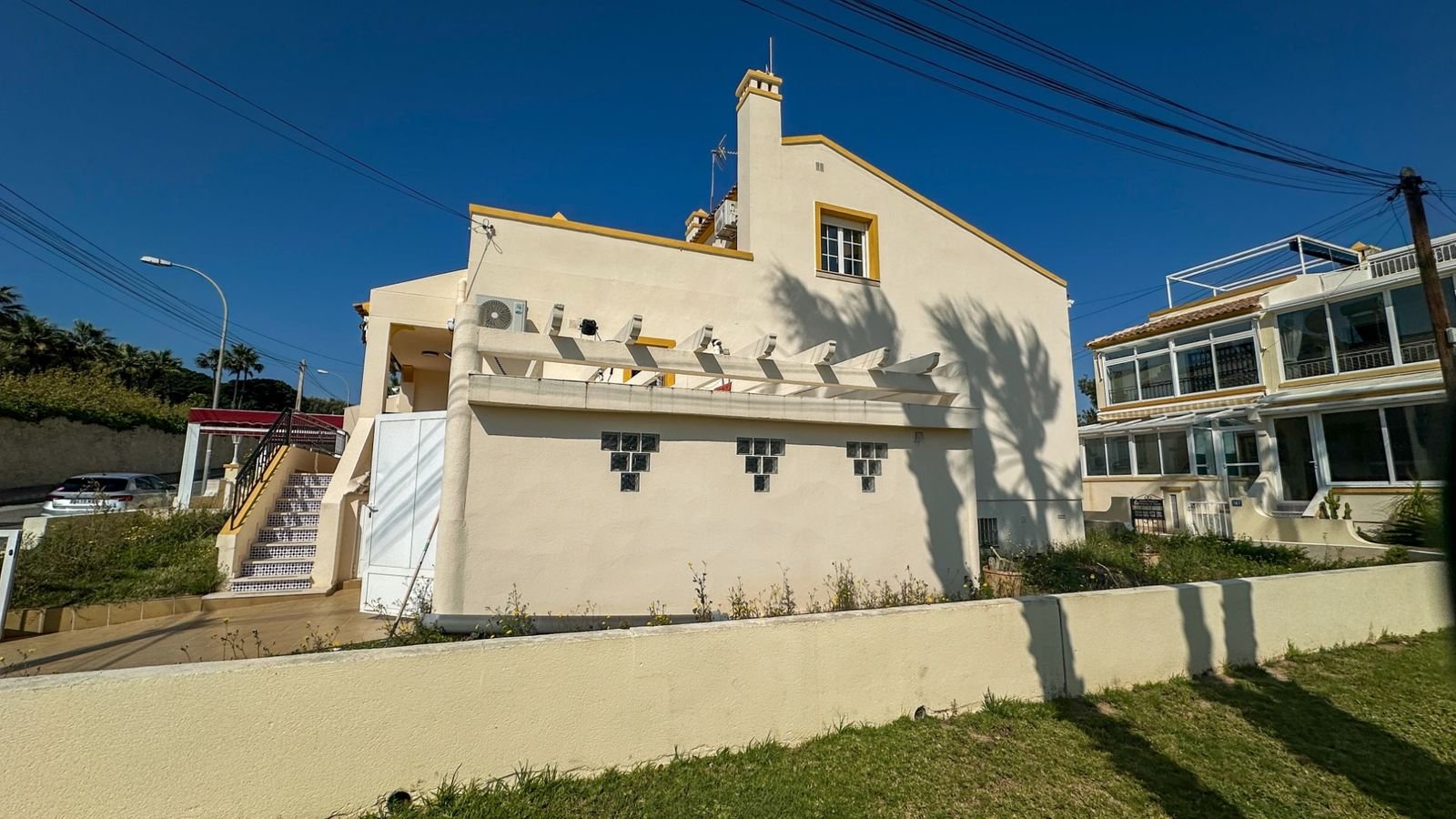 3 Bed Duplex in Villamartin in Villamartin, 
