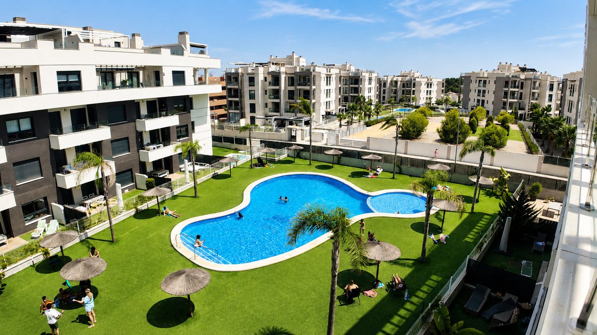 3 Bed Penthouse in Villamartin in Villamartin, Penthouse