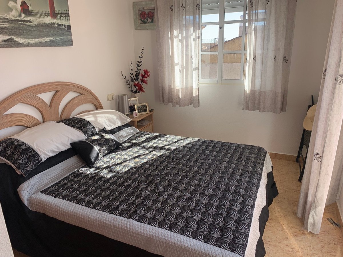 3 Bed Detached Villa in Villamartin in Villamartin, Detached Villa