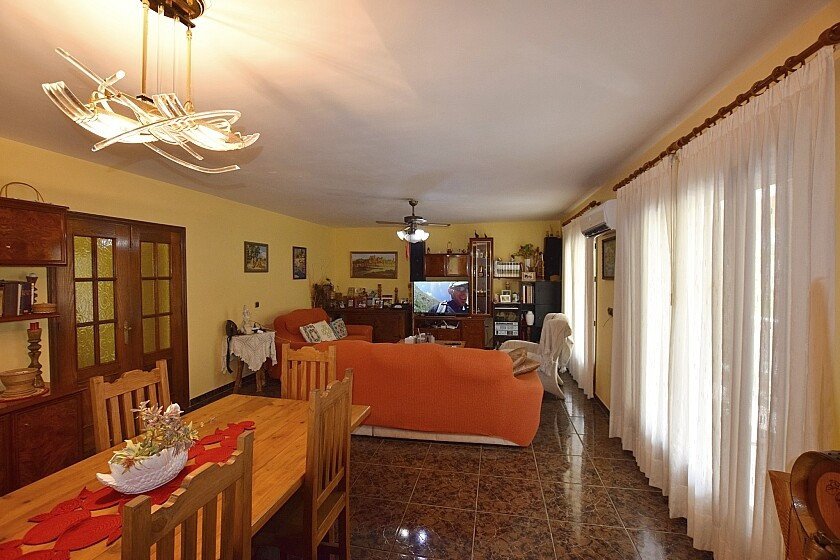 3 Bed Detached Villa in Villamartin in Villamartin, Detached Villa