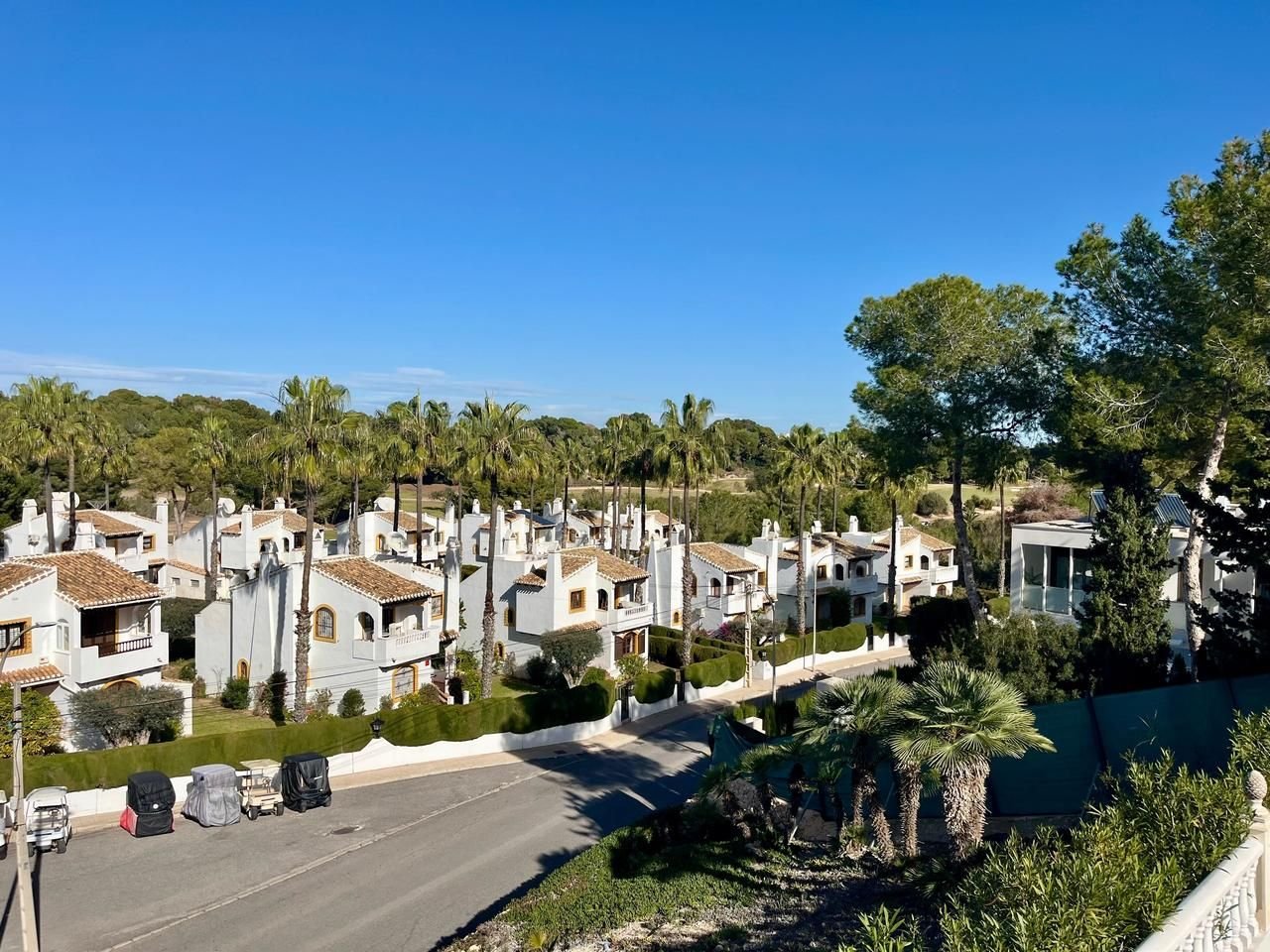  في Villamartin, فيلا مستقلة