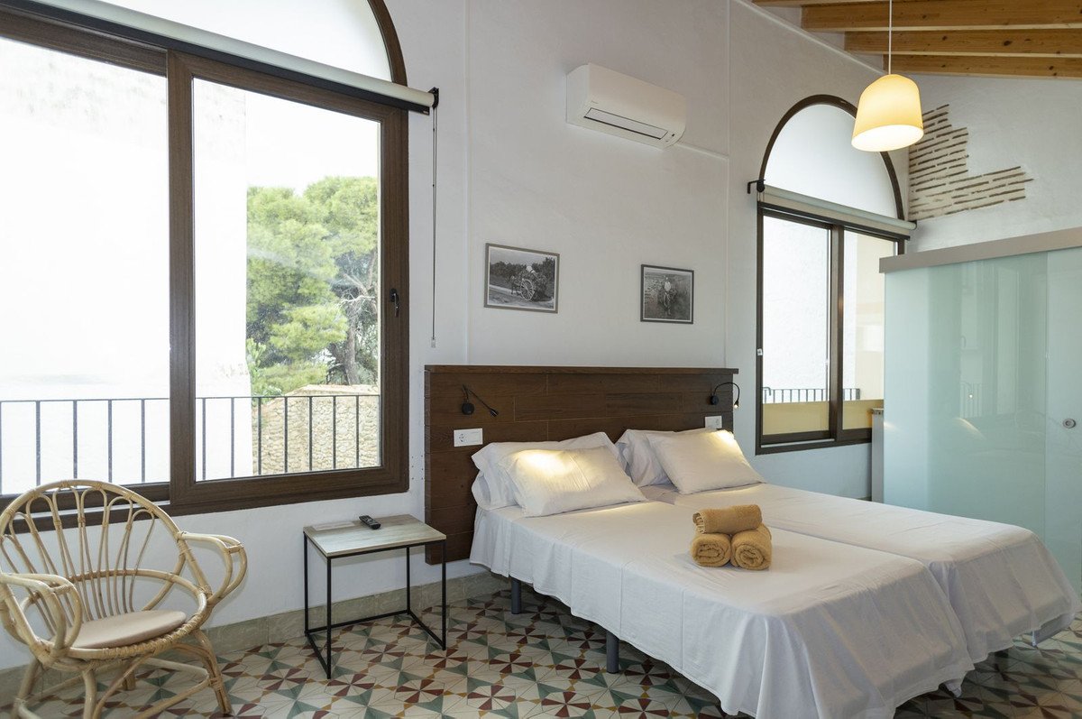 7 Bed Townhouse in Pego in Pego — Townhouse