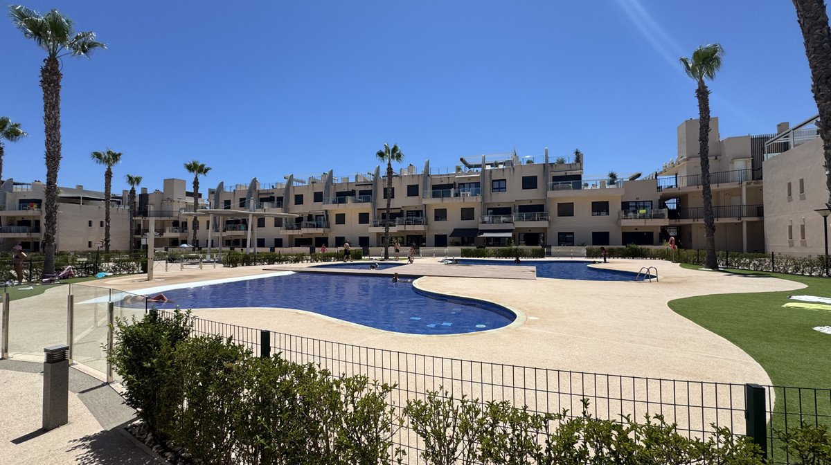 2 Bed Ground Floor Apartment in Pilar de la Horadada in Pilar de la Horadada, Apartment