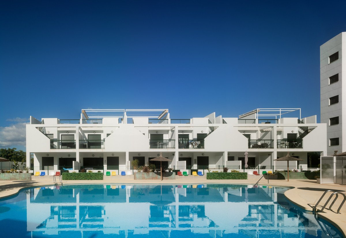 2 Bed New Development in Mil Palmeras, New Development Bungalow