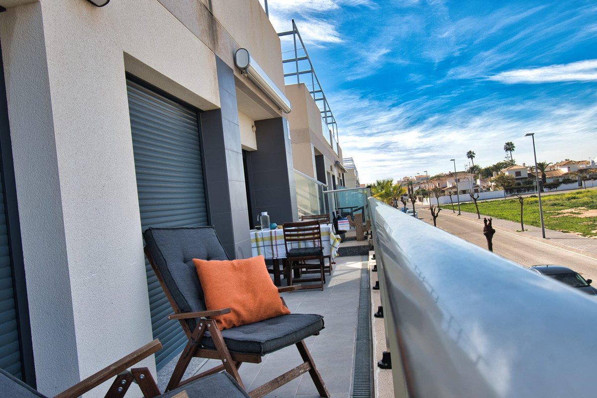 2 Bed Penthouse in Pilar de la Horadada in Pilar de la Horadada, Penthouse