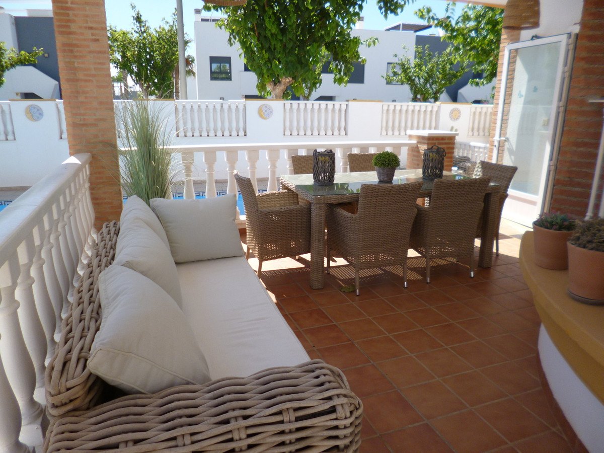 4 Bed Villa independiente in Pilar de la Horadada en Pilar de la Horadada, Villa independiente