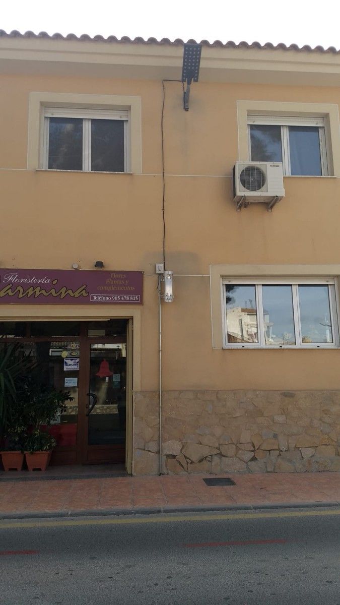 08 photo