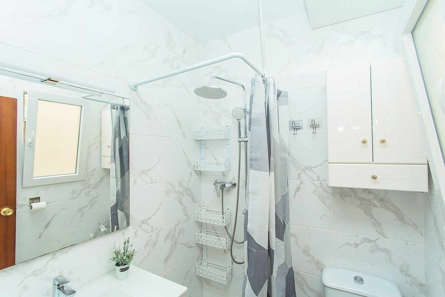 3 Bed Ground Floor Apartment in Playa Del Cura في Playa Del Cura — شقة