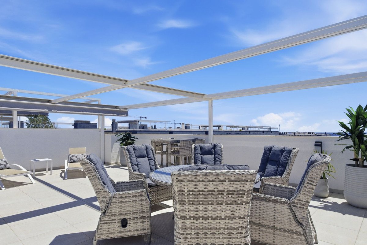 3 Bed Penthouse in Playa Flamenca in Playa Flamenca, Penthouse
