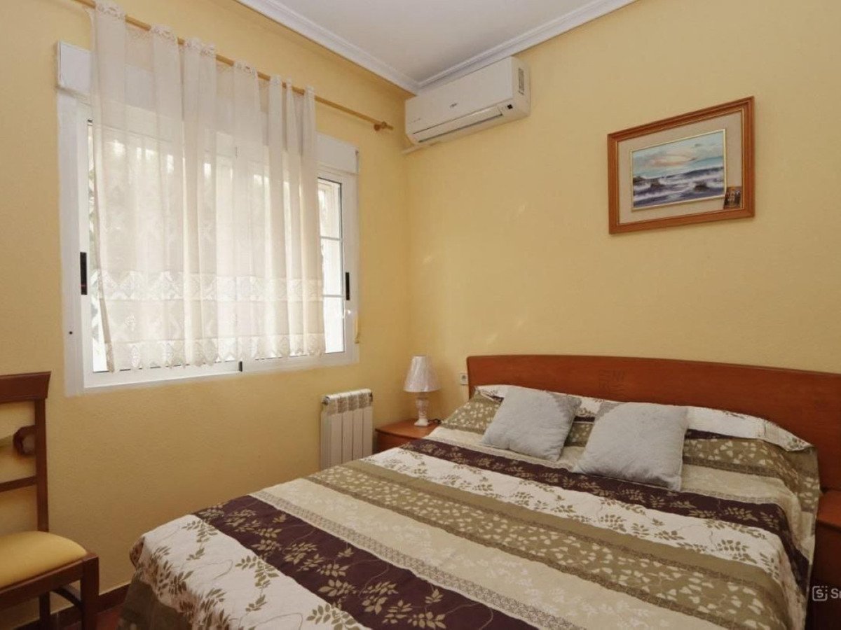 4 Bed Detached Villa in Playa Flamenca in Playa Flamenca, Detached Villa