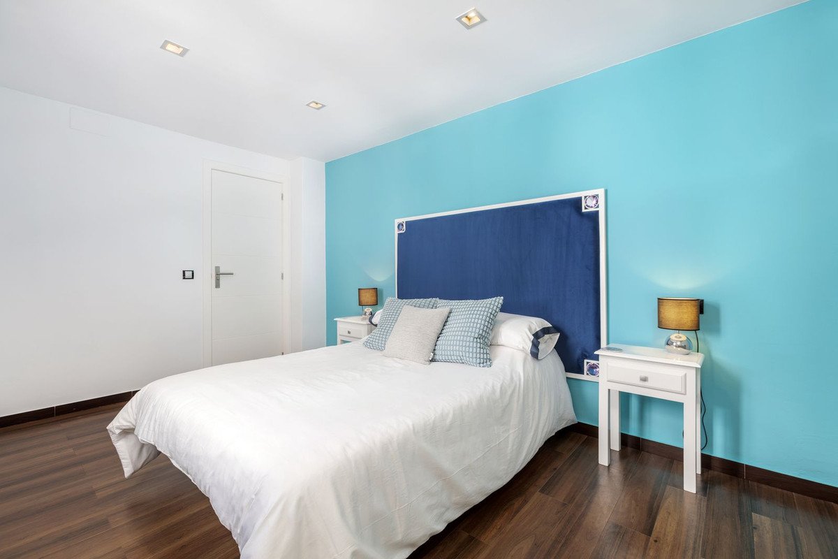 2 Bed Top Floor Apartment in Puerto Banús in Puerto Banús — Apartment