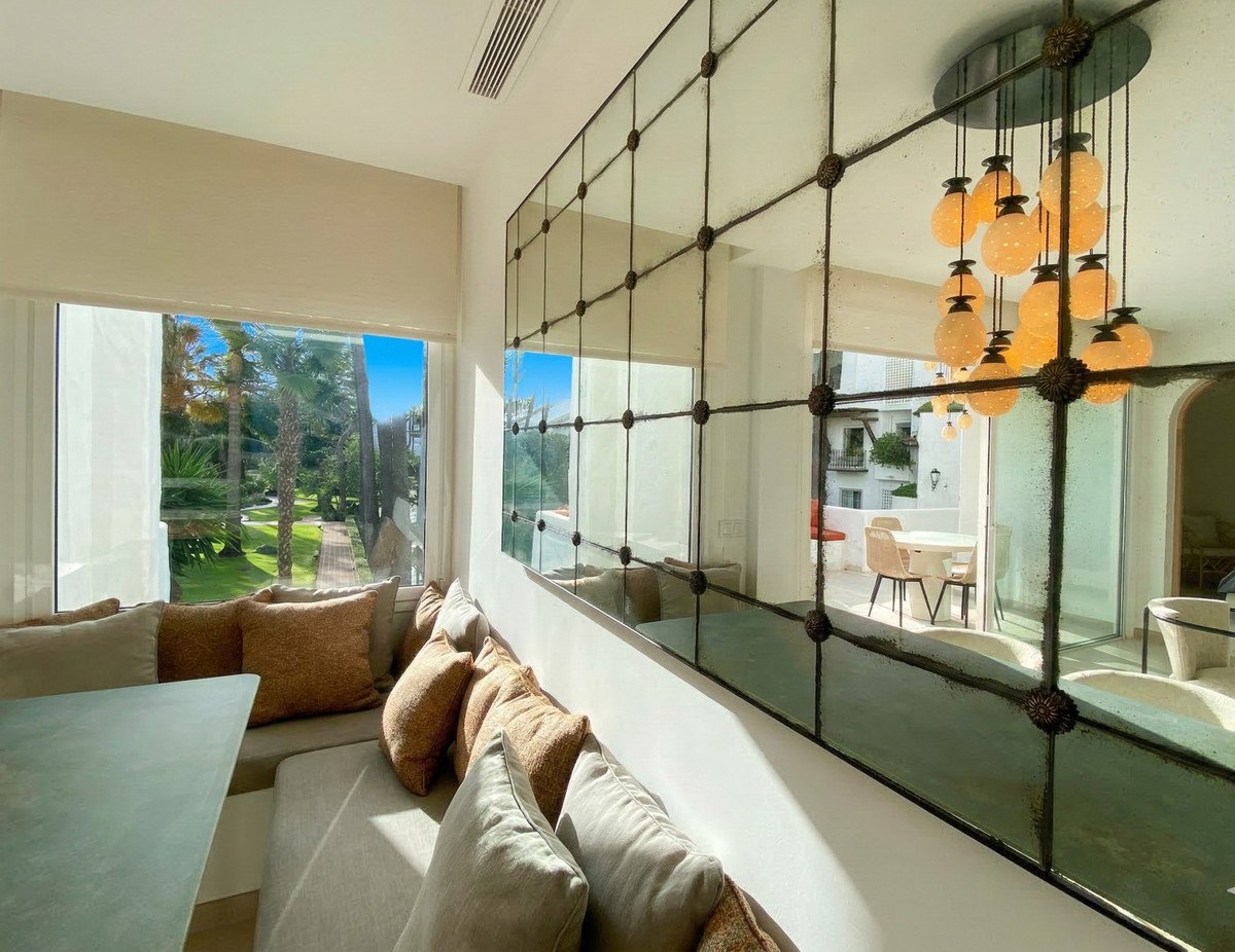 3 Bed Middle Floor Apartment in Puerto Banús in Puerto Banús — Apartment