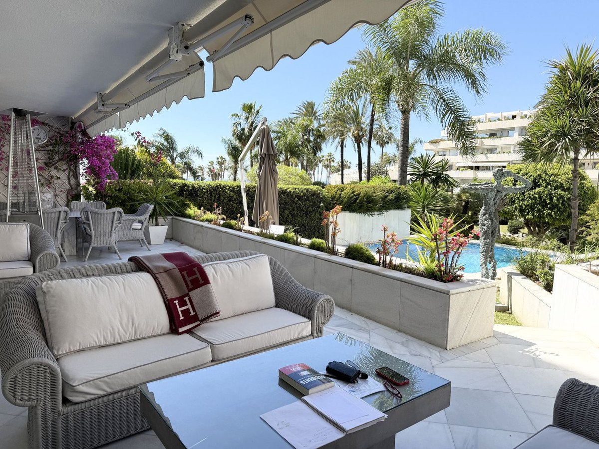 3 Bed Ground Floor Apartment in Puerto Banús in Puerto Banús — Apartment