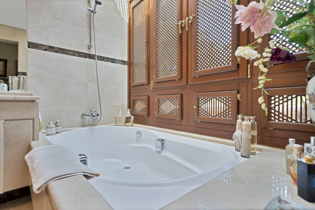 2 Bed Penthouse in Puerto Banús in Puerto Banús — Penthouse