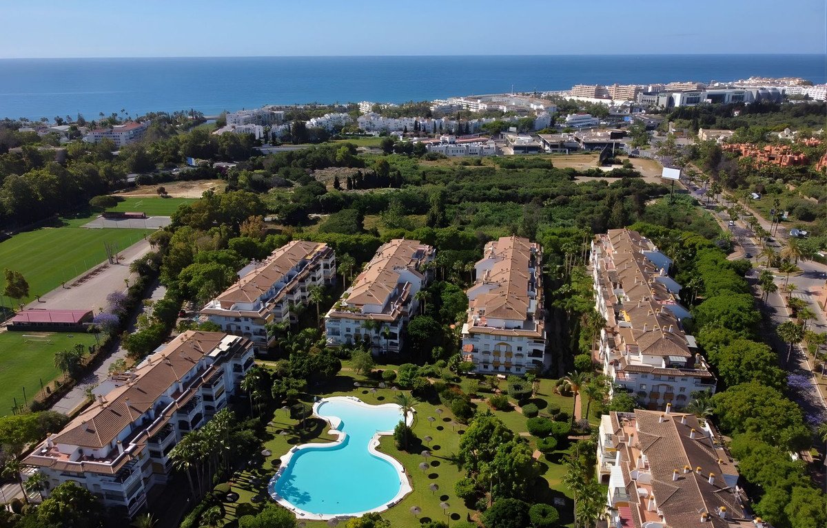 2 Bed Middle Floor Apartment in Puerto Banús -ben Puerto Banús — Apartman