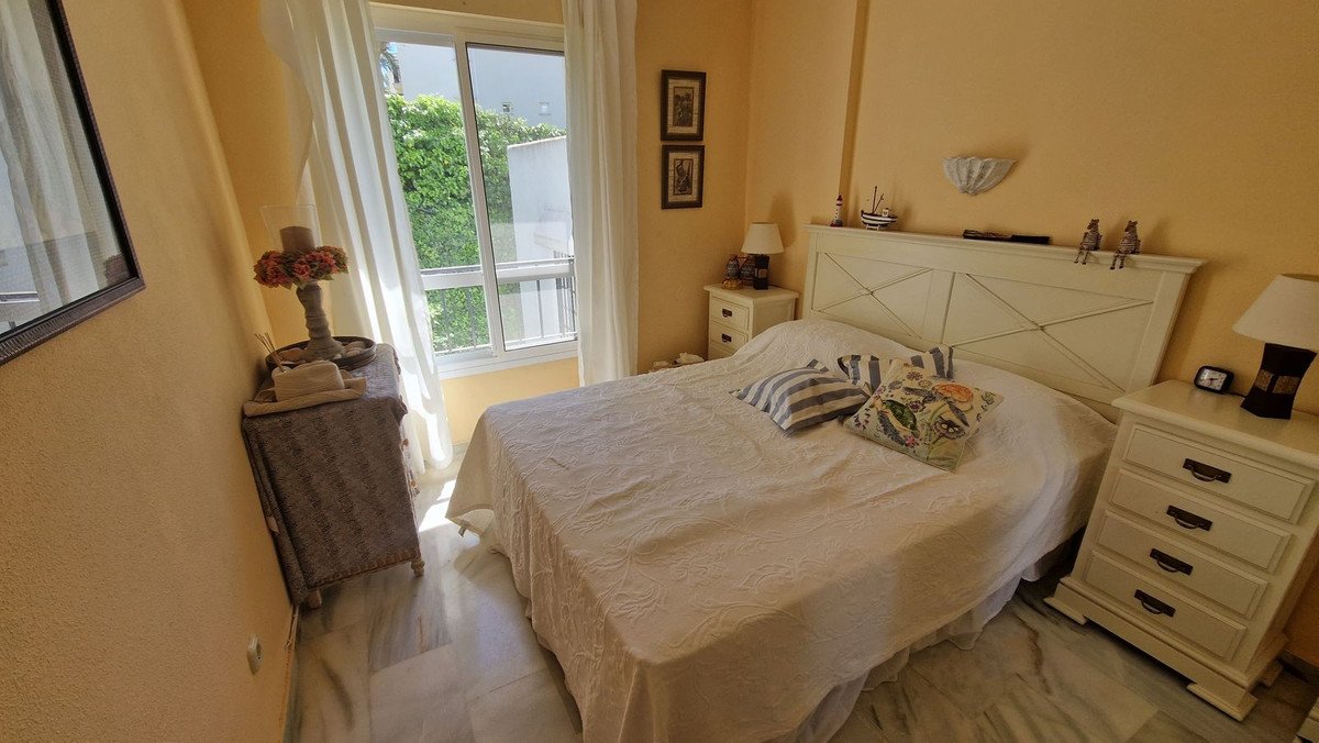 2 Bed Middle Floor Apartment in Reserva de Marbella in Reserva de Marbella — Apartment