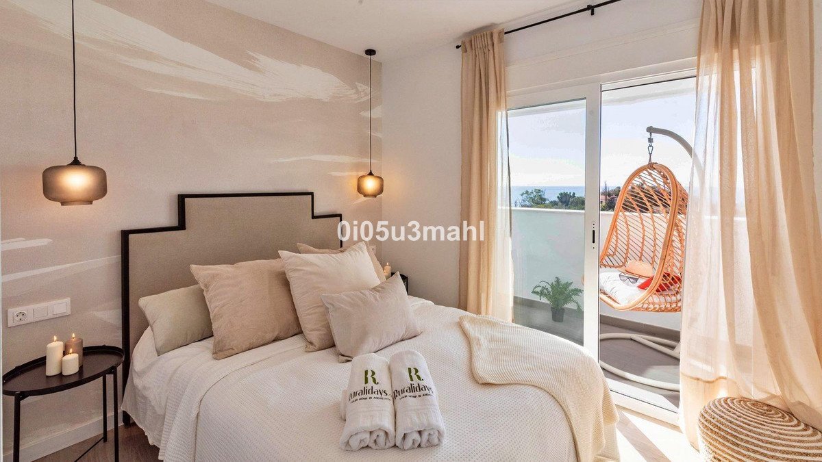 3 Bed Middle Floor Apartment in Rincón de la Victoria in Rincón de la Victoria, Apartment