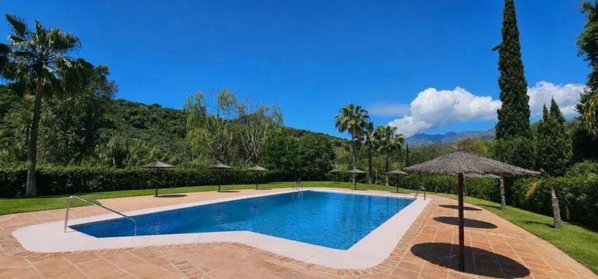 2 Bed Middle Floor Apartment in Río Real in Río Real, Apartment