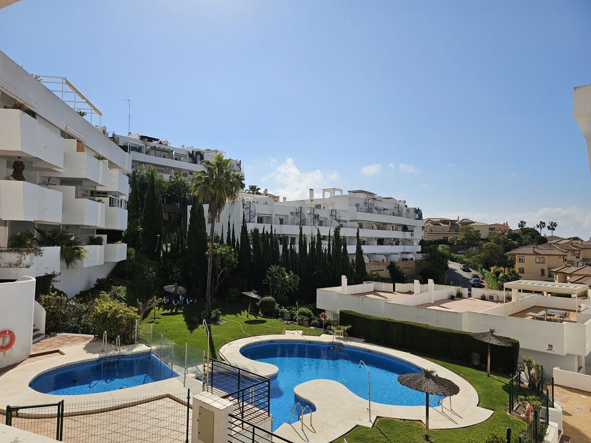2 Bed Middle Floor Apartment in Riviera del Sol in Riviera del Sol — Apartment