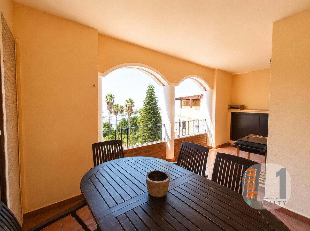 2 Bed Middle Floor Apartment in Riviera del Sol in Riviera del Sol, Apartment