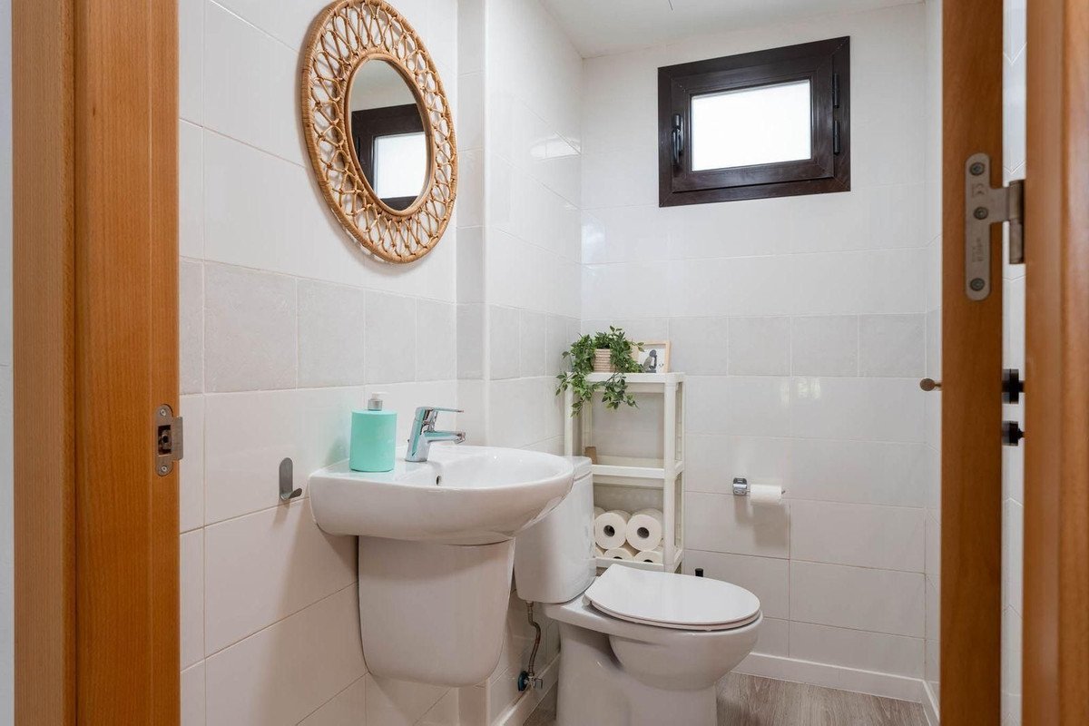 3 Bed Semi-Detached House in Riviera del Sol in Riviera del Sol — Semi-Detached House
