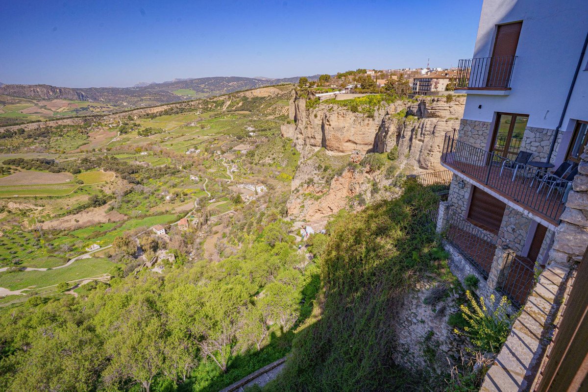 3 Bed Stuelejlighed in Ronda, Lejlighed