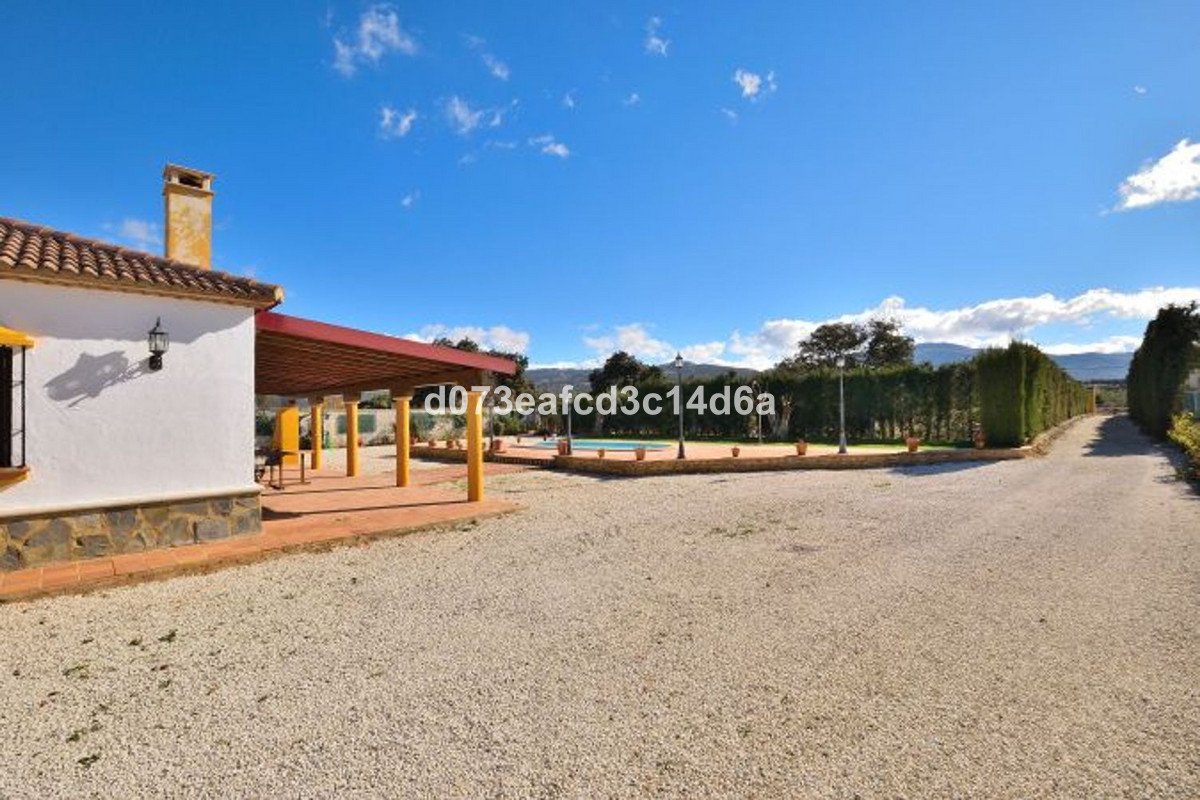 2 Bed Finca in Ronda, Finca - Cortijo