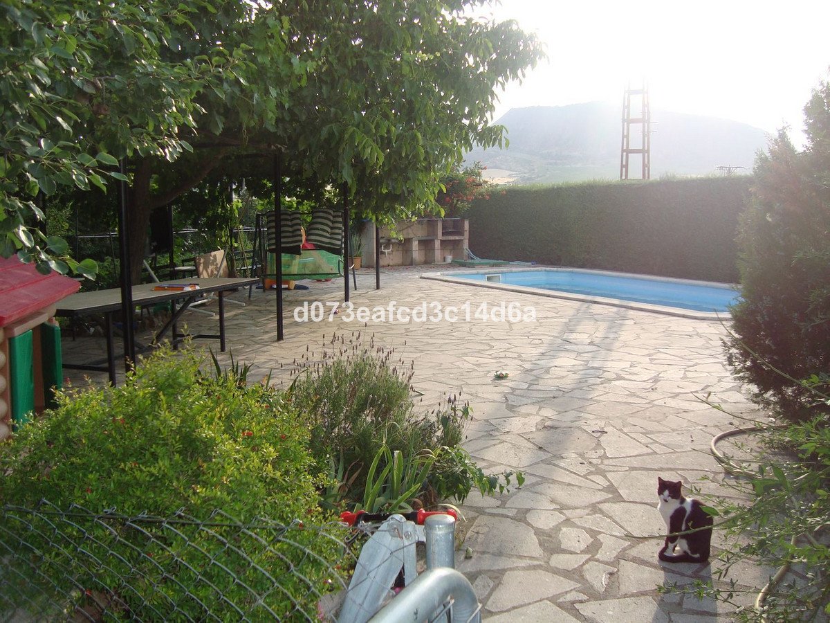 6 Bed Finca in Ronda, Finca - Cortijo