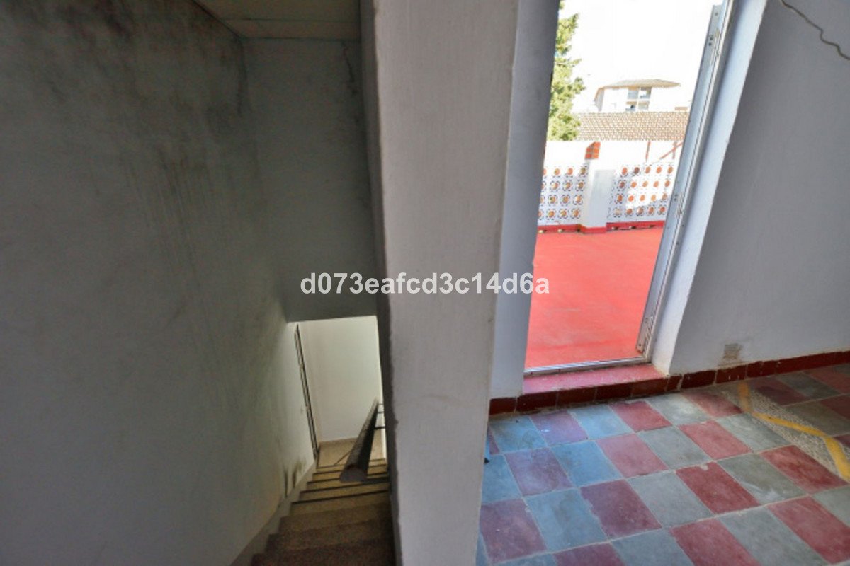 3 Bed Reihenhaus in Ronda, Reihenhaus mit Gewerbefläche