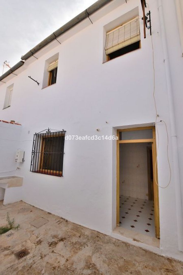 3 Bed Reihenhaus in Ronda