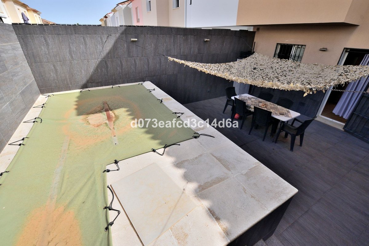 3 Bed Moradia em banda in Ronda, Moradia Geminada