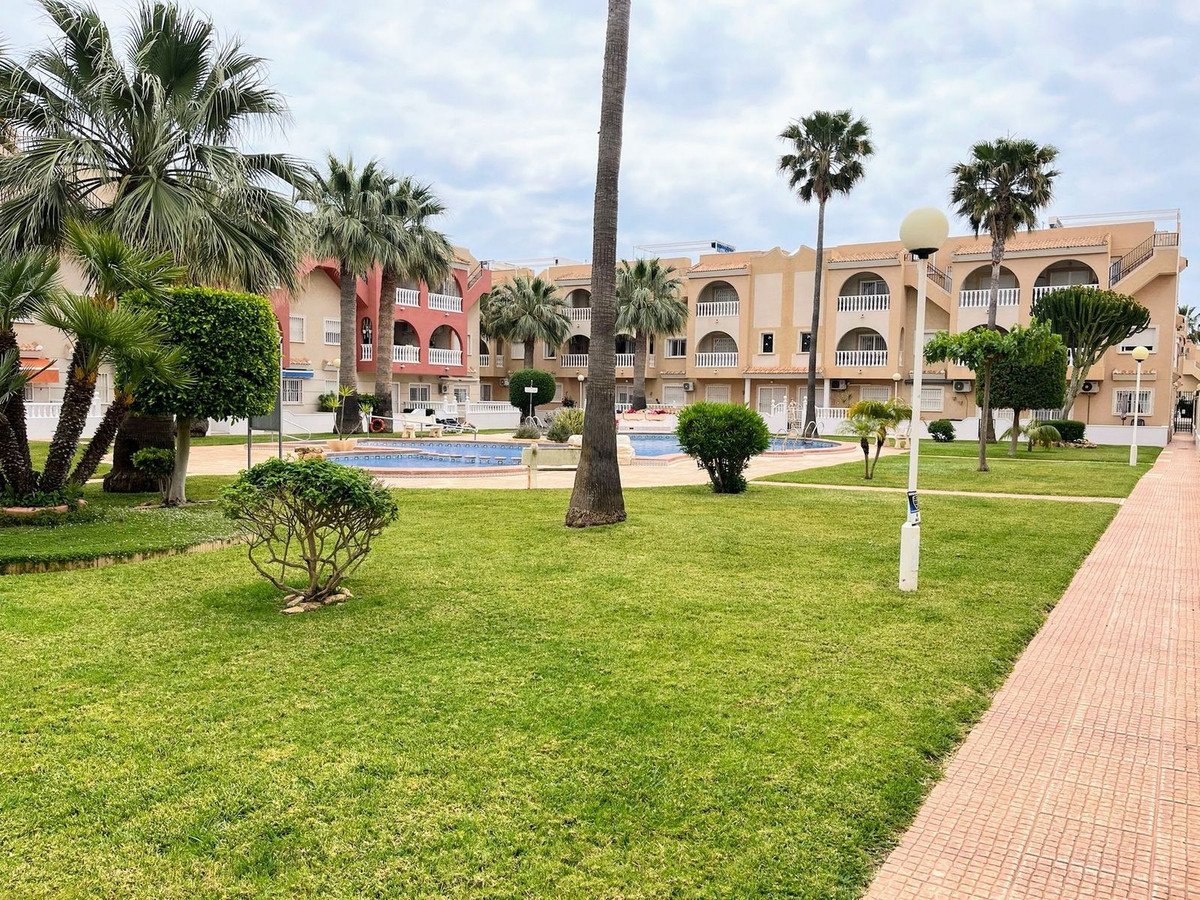 2 Bed Ground Floor Apartment in Los Alcazares in Los Alcazares, Apartment