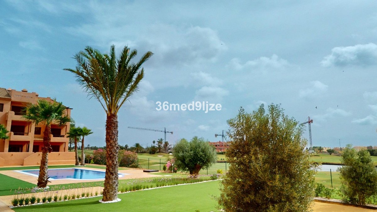 2 Bed Erdgeschosswohnung in Los Alcazares in Los Alcazares, 