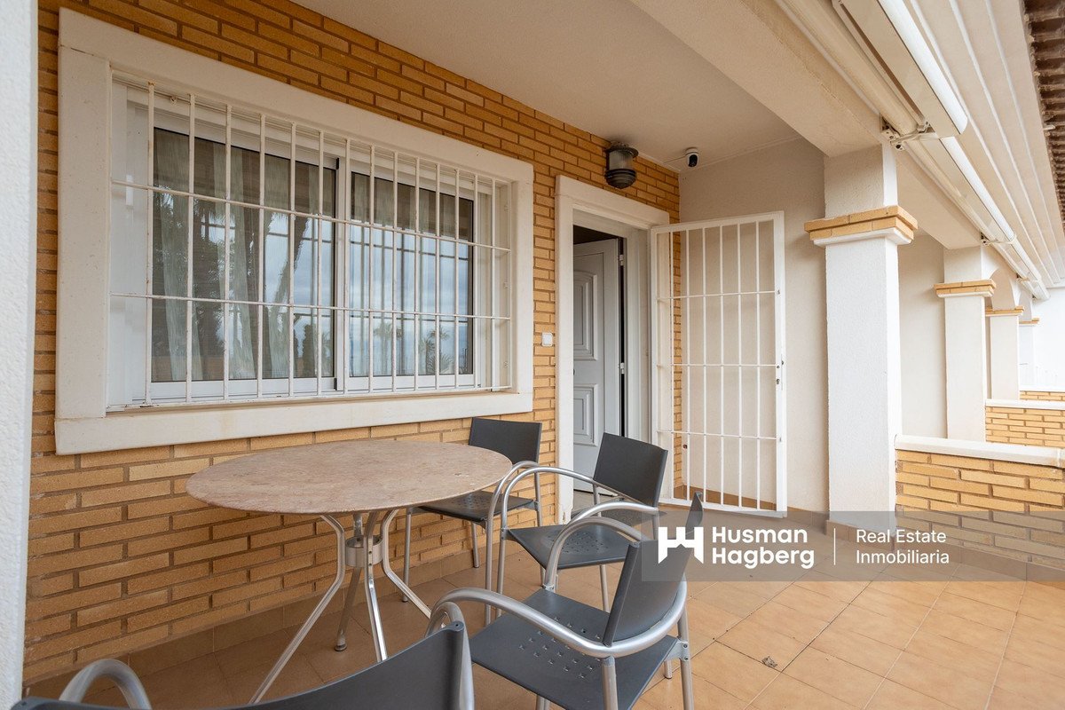 3 Bed Mellemste etage lejlighed in Los Alcazares i Los Alcazares, 