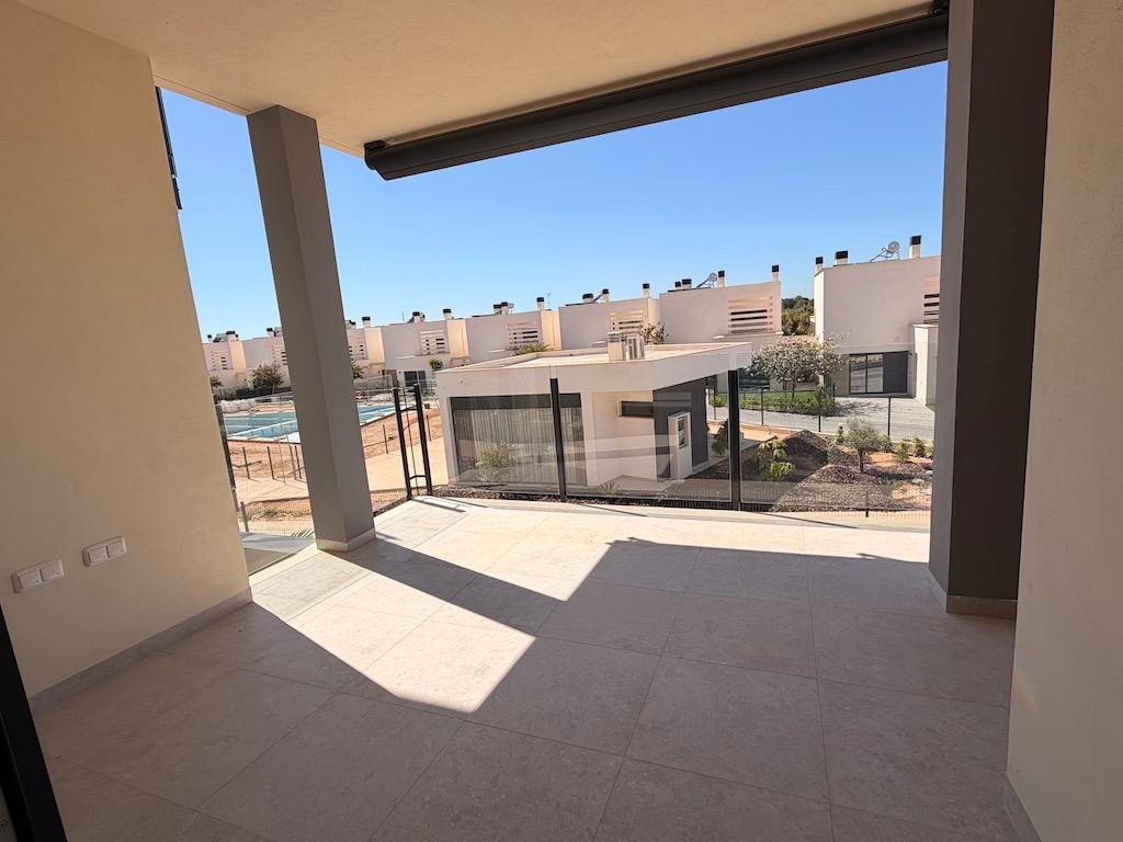 2 Bed شقة في الطابق الأرضي in Los Alcazares في Los Alcazares, 