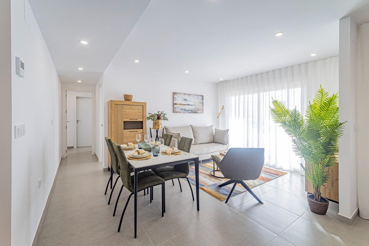 2 Bed Tussenverdieping Appartement in Los Alcazares in Los Alcazares, 